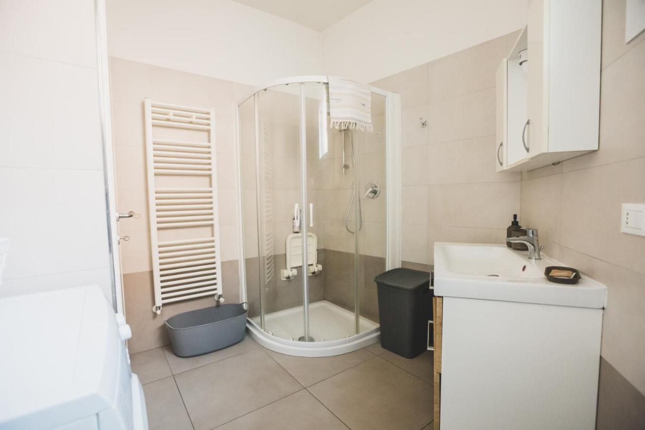 Grey House Pavia Con Box Privato Apartment ภายนอก รูปภาพ